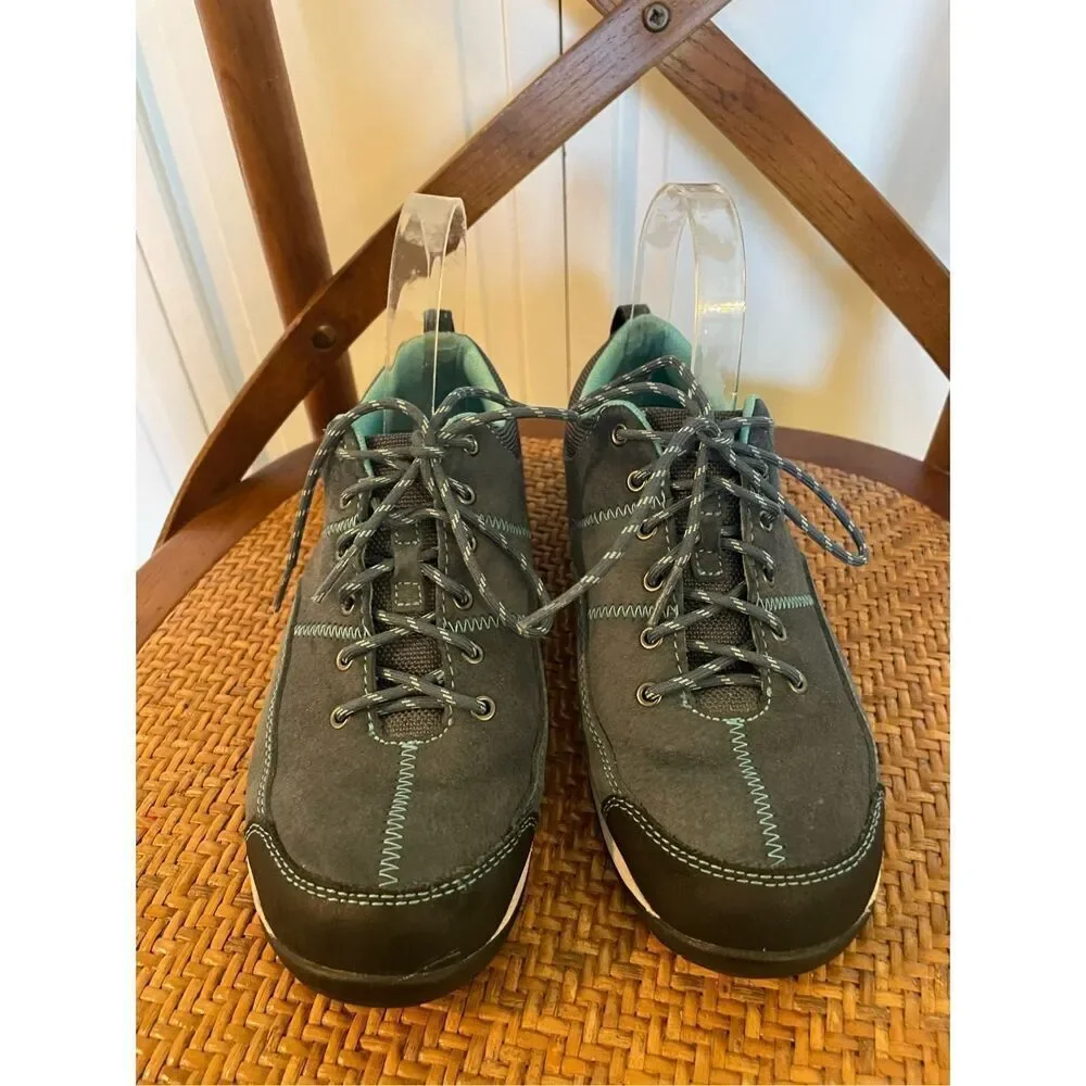 L.L. Bean womens blue suede sneakers size 7